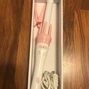 Vivid and vogue curling wand